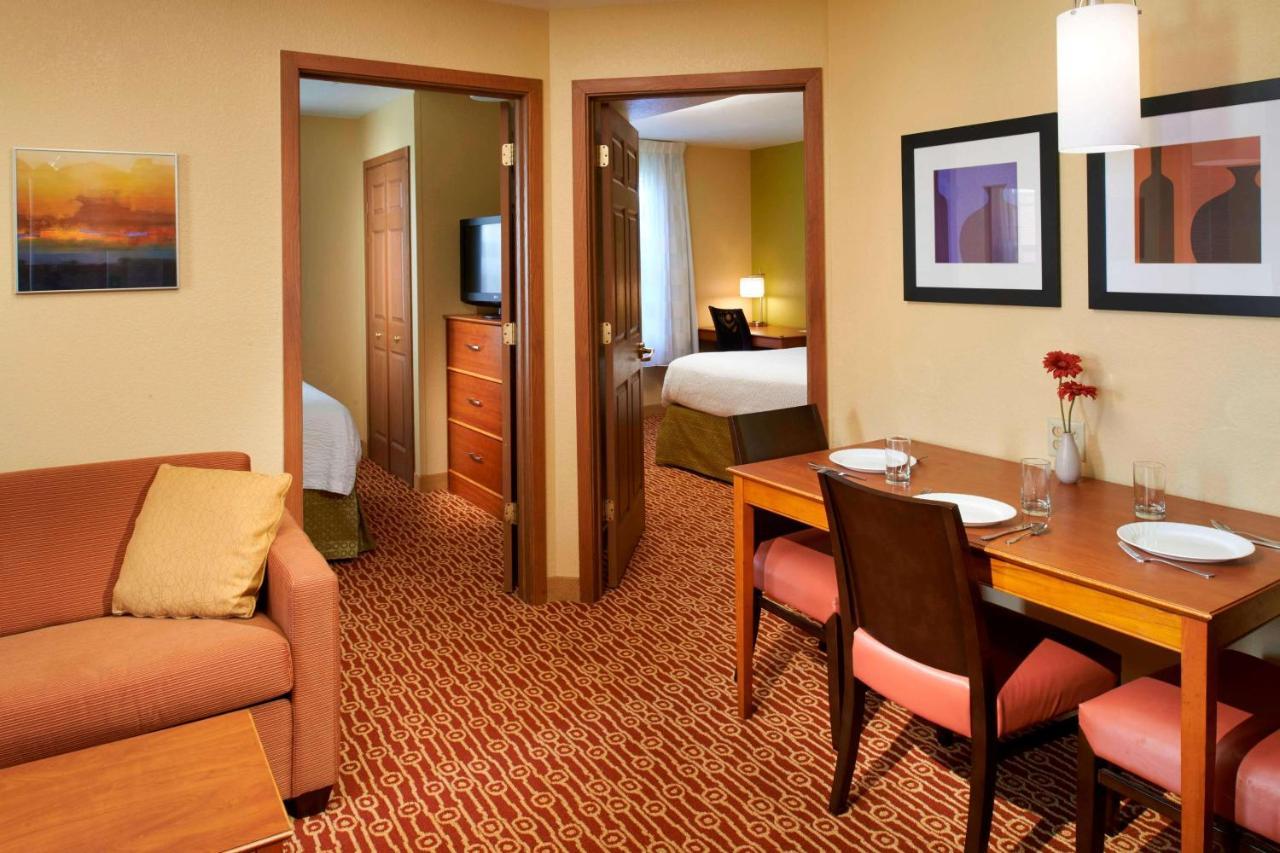 Sonesta Simply Suites Detroit Novi Exterior foto